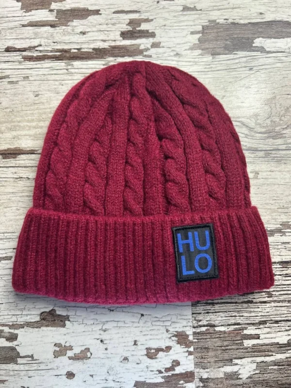 Bonnet couleur bordeaux