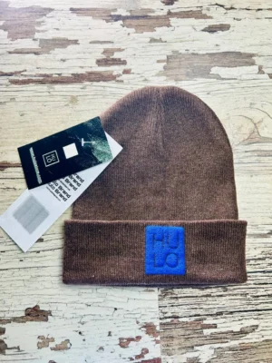 Bonnet couleur café