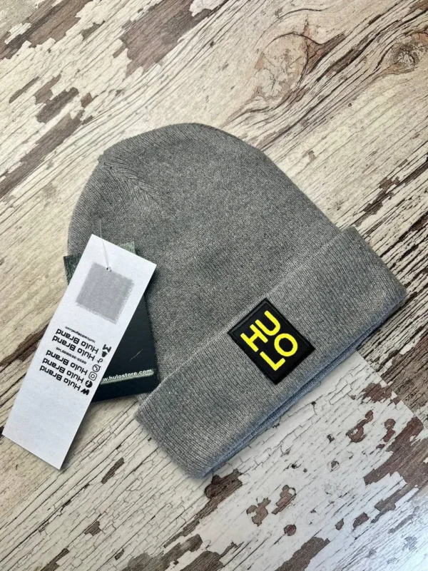 Bonnet couleur grise