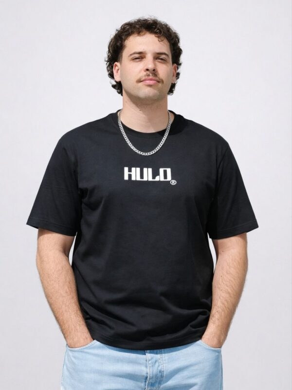 5830015662049398276 T-Shirt HULO Boxy Fit Black b&w