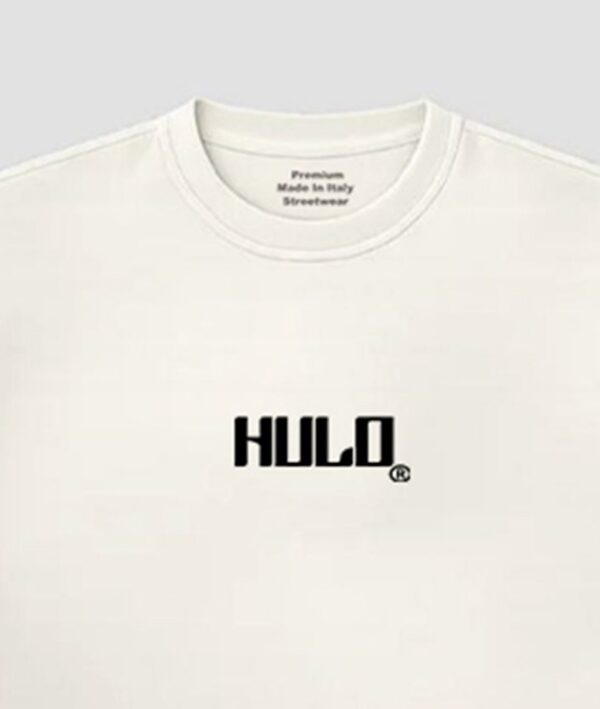 5764986807761178264 T-Shirt HULO Boxy Fit Off & White
